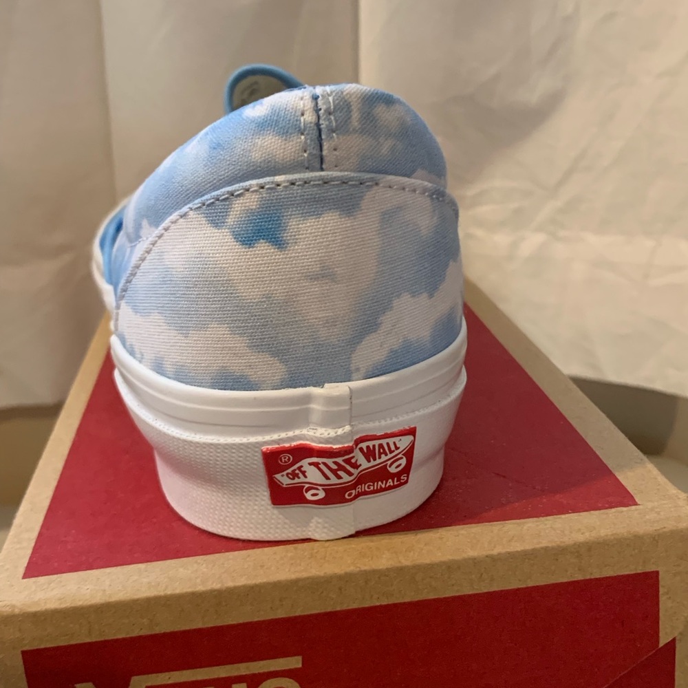 Rare Vans X KXTH Collab Pegasus Design - Picture 3 of 5
